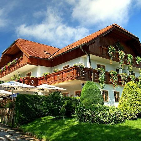 Hotel Landgasthof Spitzerwirt Sankt Georgen im Attergau Exterior foto