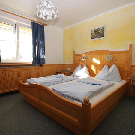 Landgasthof Spitzerwirt Sankt Georgen im Attergau Exterior foto